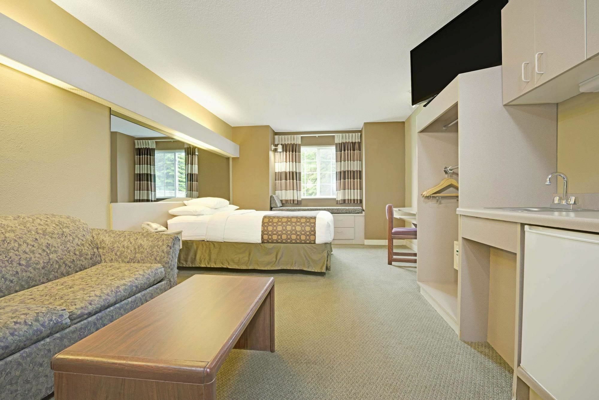 Microtel & By Wyndham Eagan/st Paul 2*